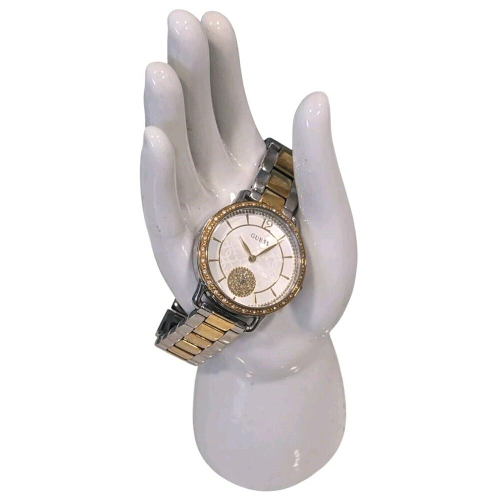Guess Astral Ladies Watch White Dial Quartz Crystal U1290L1 Water Resistant 30 m